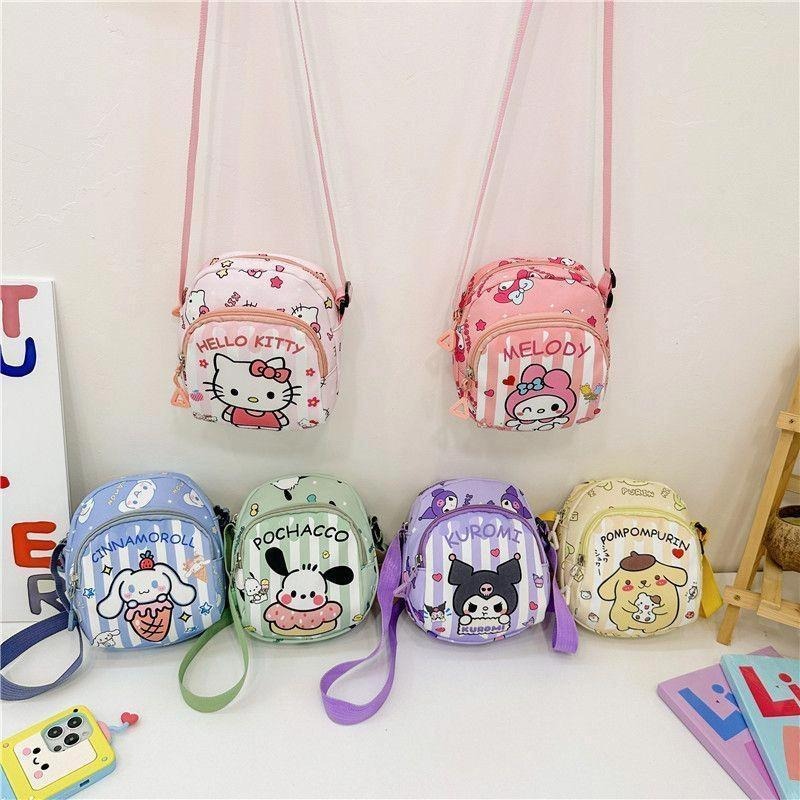 Urocza kreskówkowa torebka cro – Kawaii Tech Accessories recenzja i cena